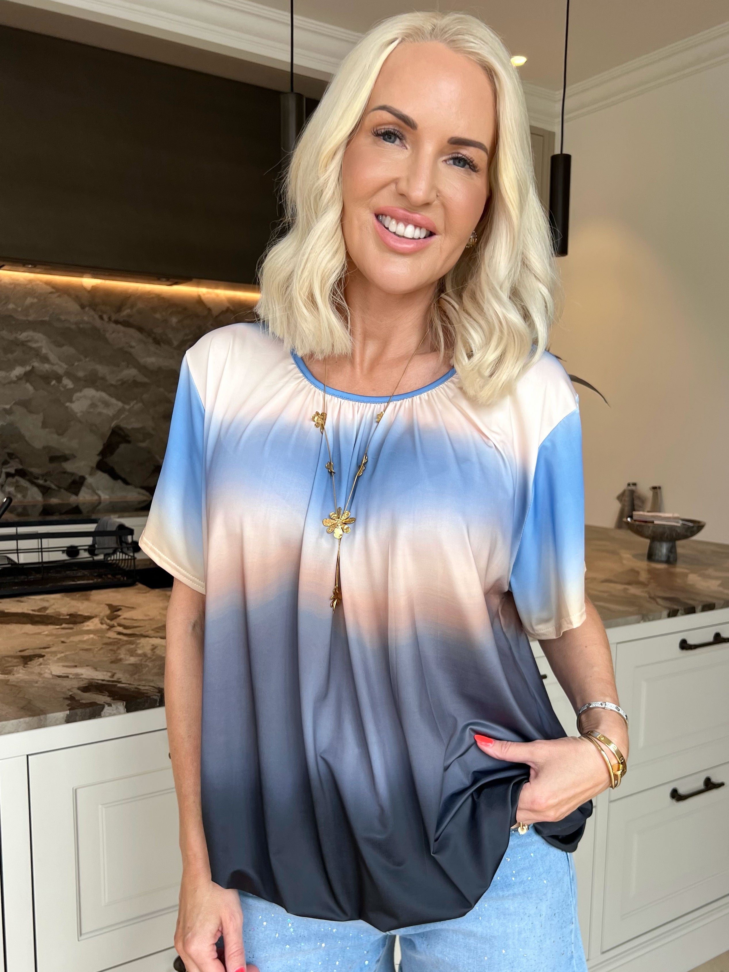 Miracle Batik - Skønneste t-shirt i faded farver med elastik for enden